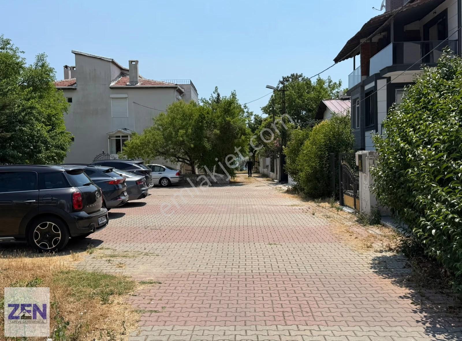 Zen Yapı'dan Fırsat , Sahile Yakın Acil Satılık 3+2 Villa - Görsel 7