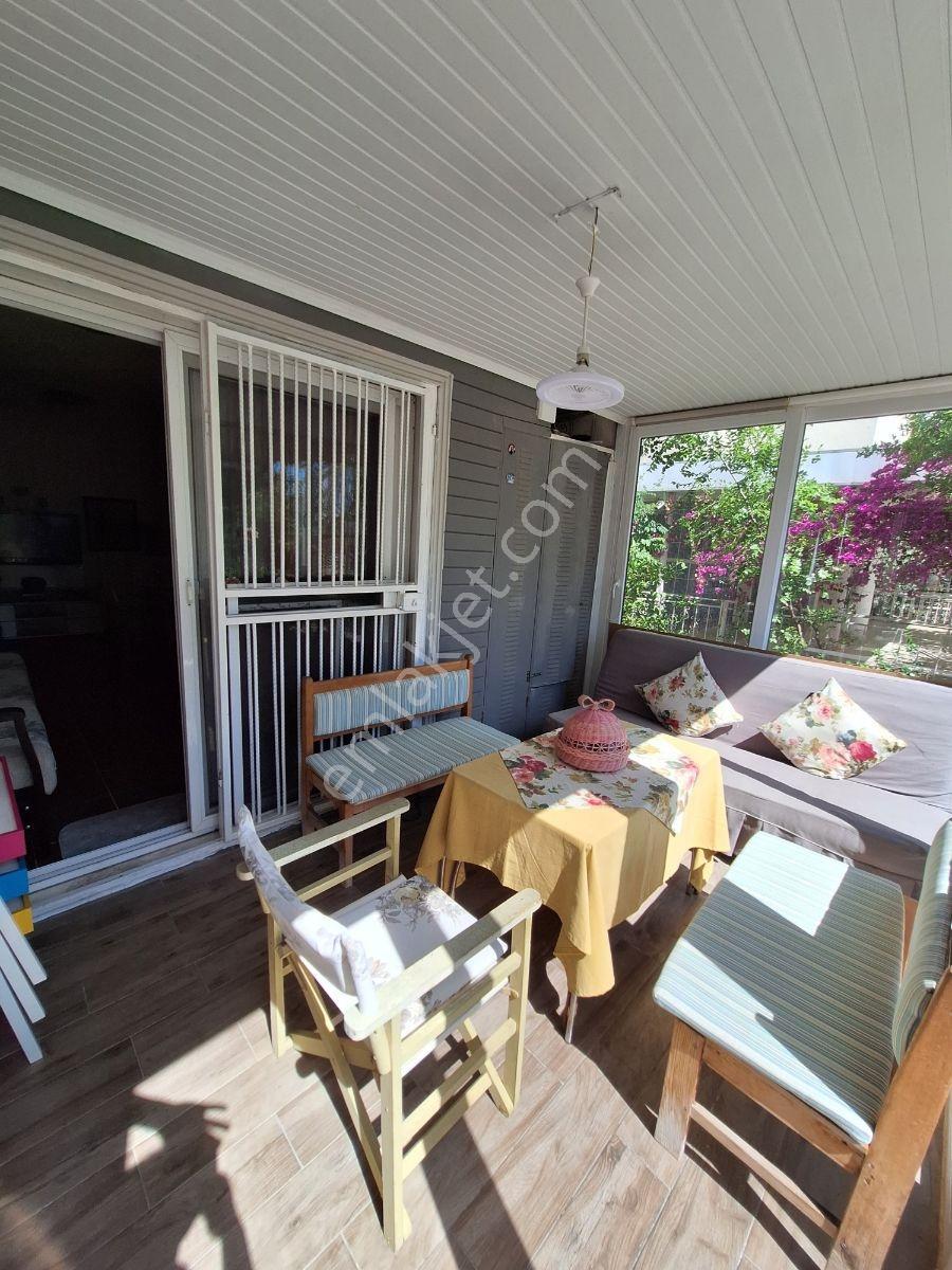 Fırsat !! Didim'in Nezih Mevkisi Eşyalı Merkezi 3+1 Köşe Villa - Görsel 15