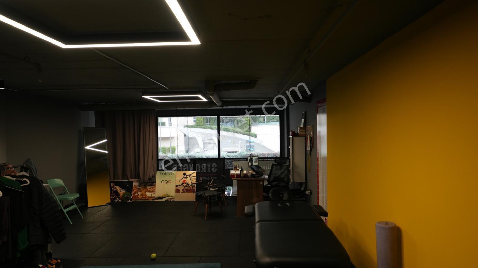 Levent Özdilek Avm Kanyon Avm Arkası 250 Metre Kare Kiralık Dükkan - Görsel 8