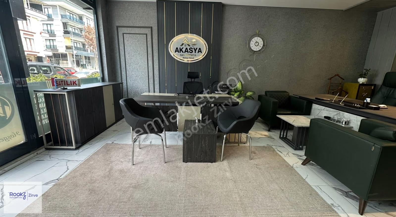Çiftlikköy Ana Cadde Kurumsal İşletmeli Satılık Dükkan - Görsel 3