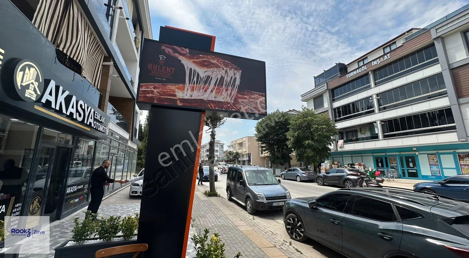 Çiftlikköy Ana Cadde Kurumsal İşletmeli Satılık Dükkan - Görsel 4
