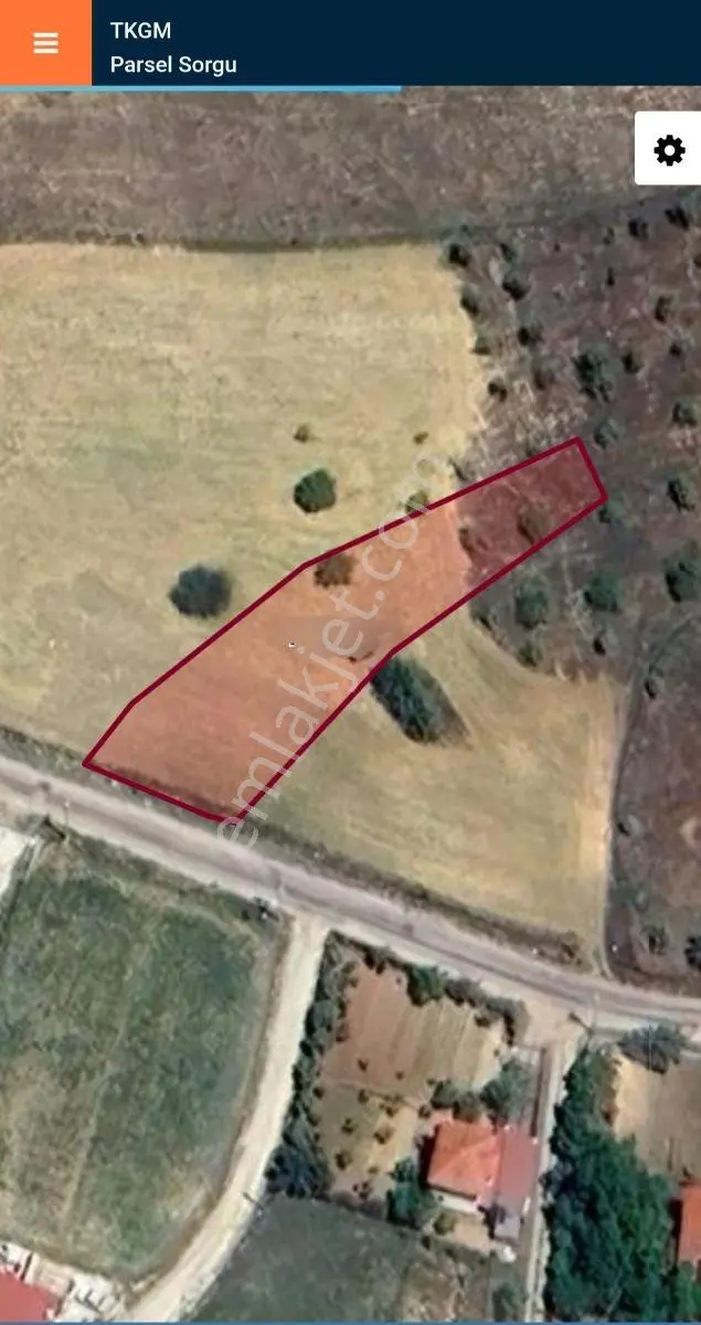 Seydikemer Kınık'ta Yola Cepheli Satılık İmarlı Tarla 1068m2
