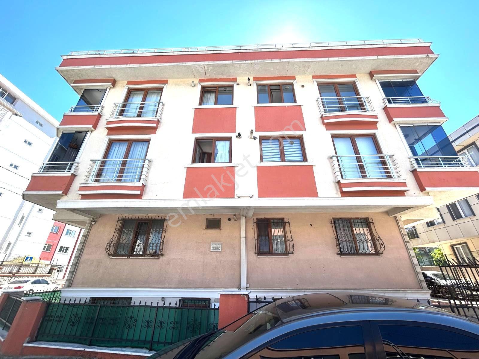 Esatpaşa Merkezde Masrafsız Ayrı Mutfaklı, Balkonlu Geniş 2+1