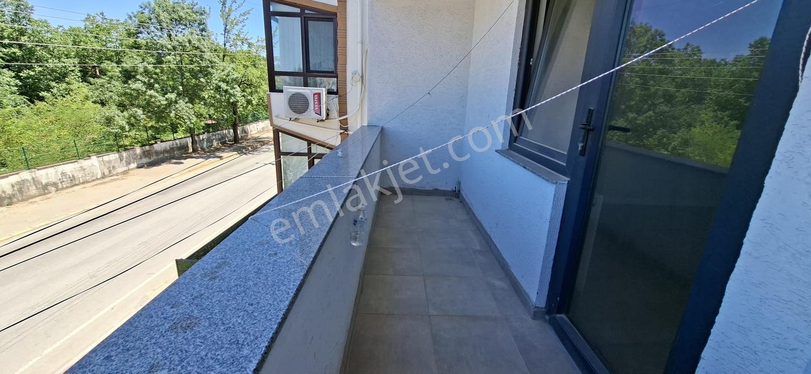 Asies'den Başiskele Yeşilyurt Caddesinde 2+1 Sıfır Kiralık Daire - Görsel 7
