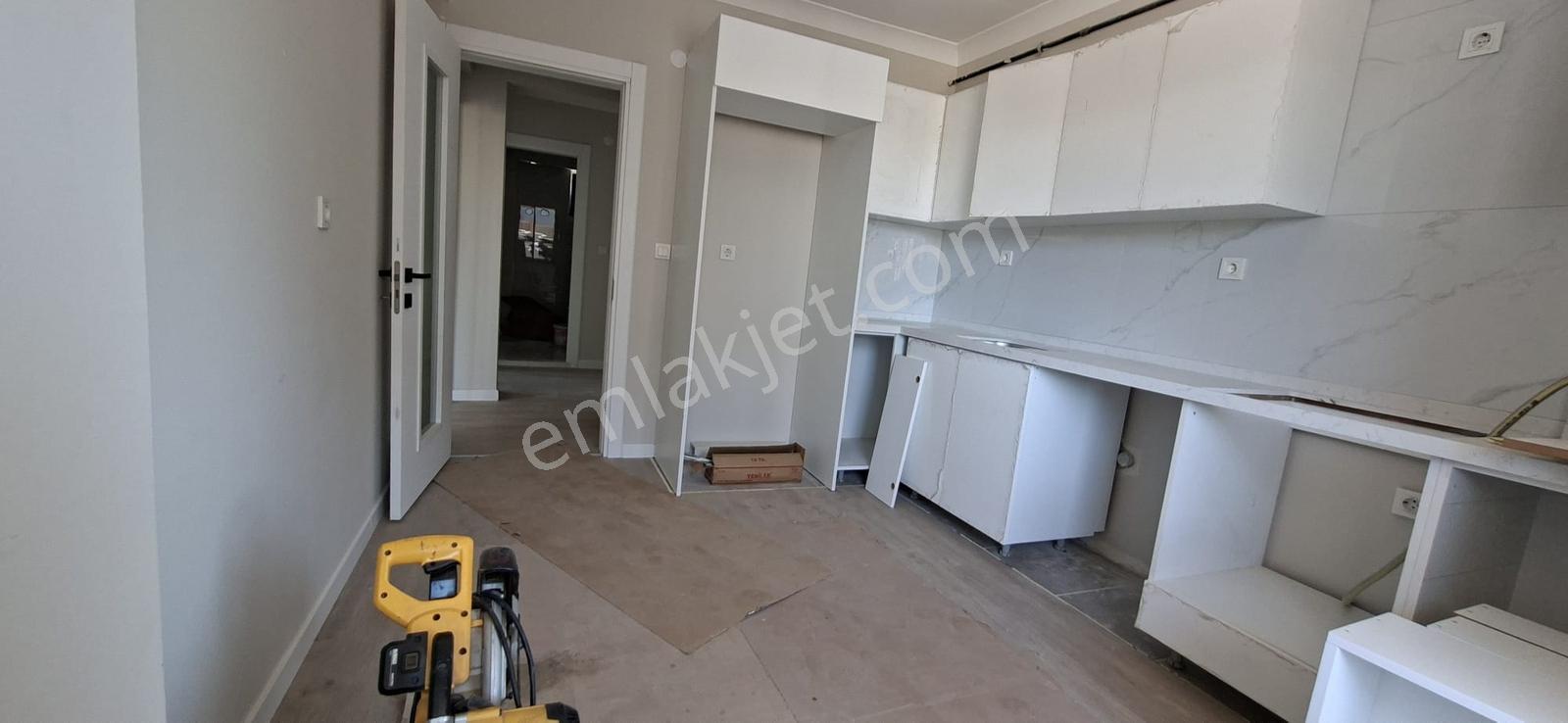 Asies'den Başiskele Yeşilyurt Caddesinde 2+1 Sıfır Kiralık Daire - Görsel 20
