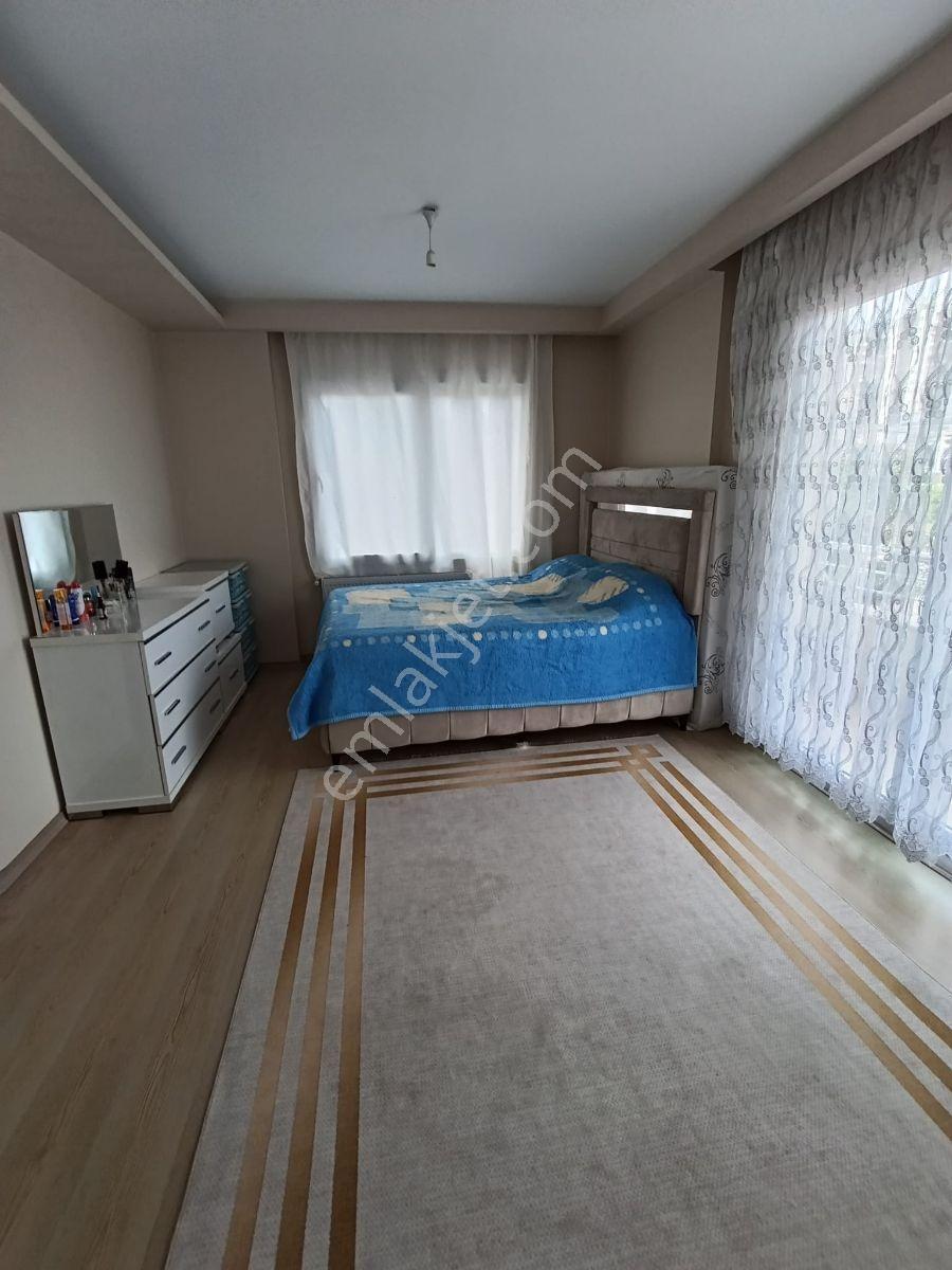 Sahibinden Geniş Teraslı Satılık 3+1 D.gazlı Daire - Görsel 8