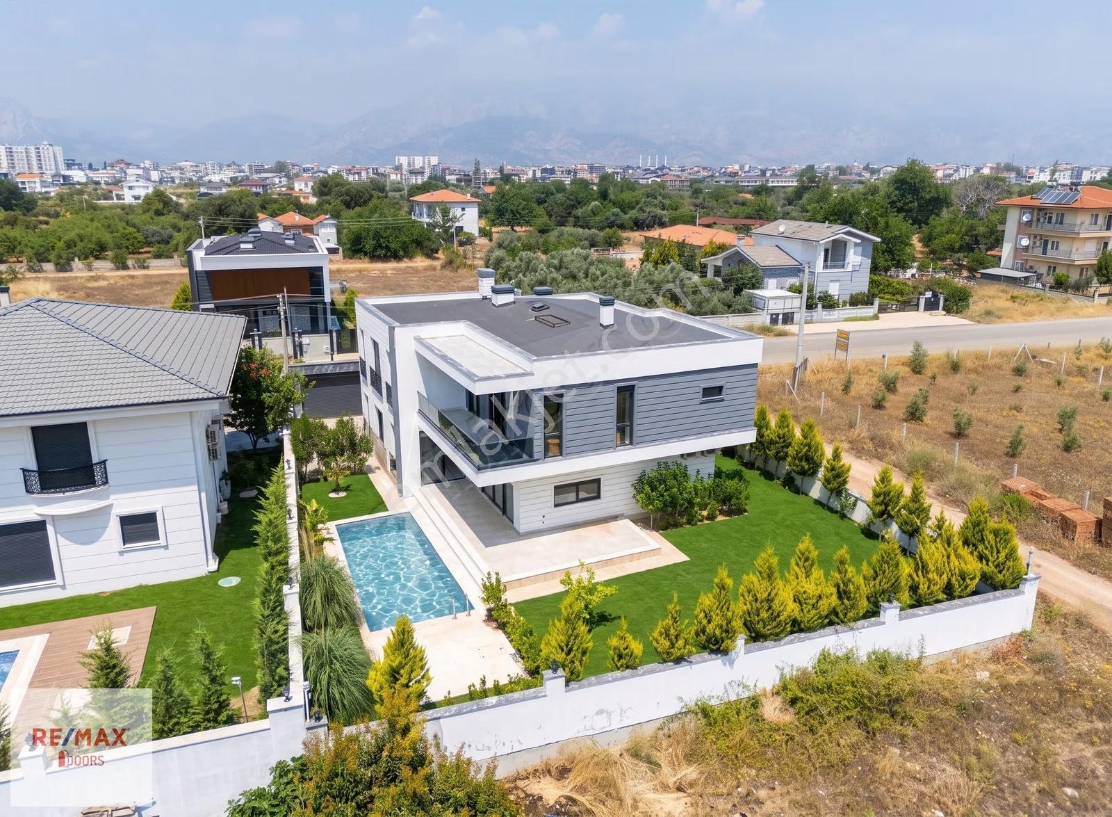 Döşemealtı Altınkale'de Satılık Lüks 5+1 Müstakil Villa - Görsel 15