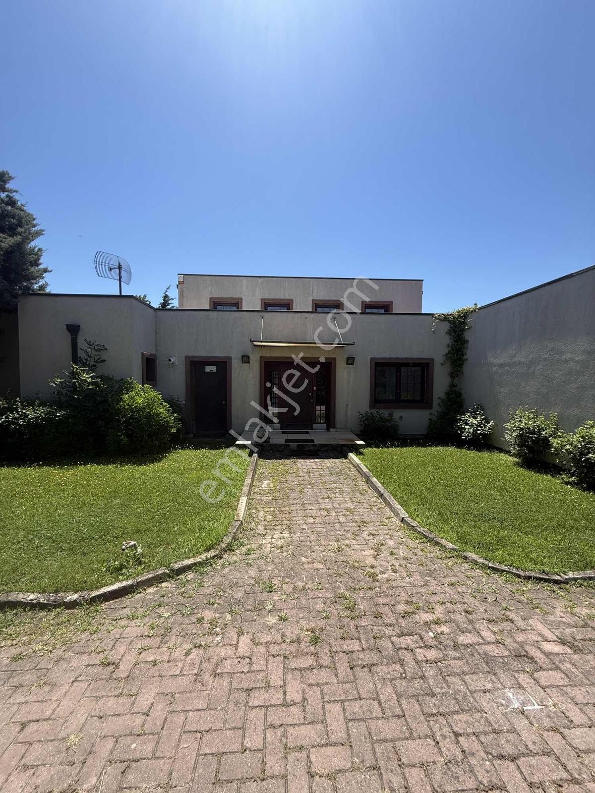 Çatalca Da 9 Dönüm Prestijli Eşsiz Havuzlu Villa - Görsel 30