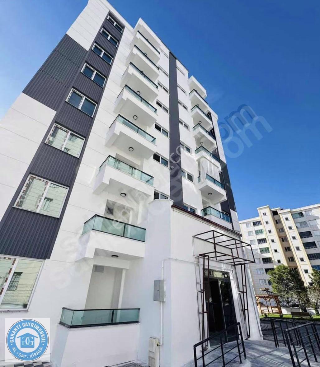 Bağcılarda Satılık 3.5+1 Sıfır Daire - Görsel 10
