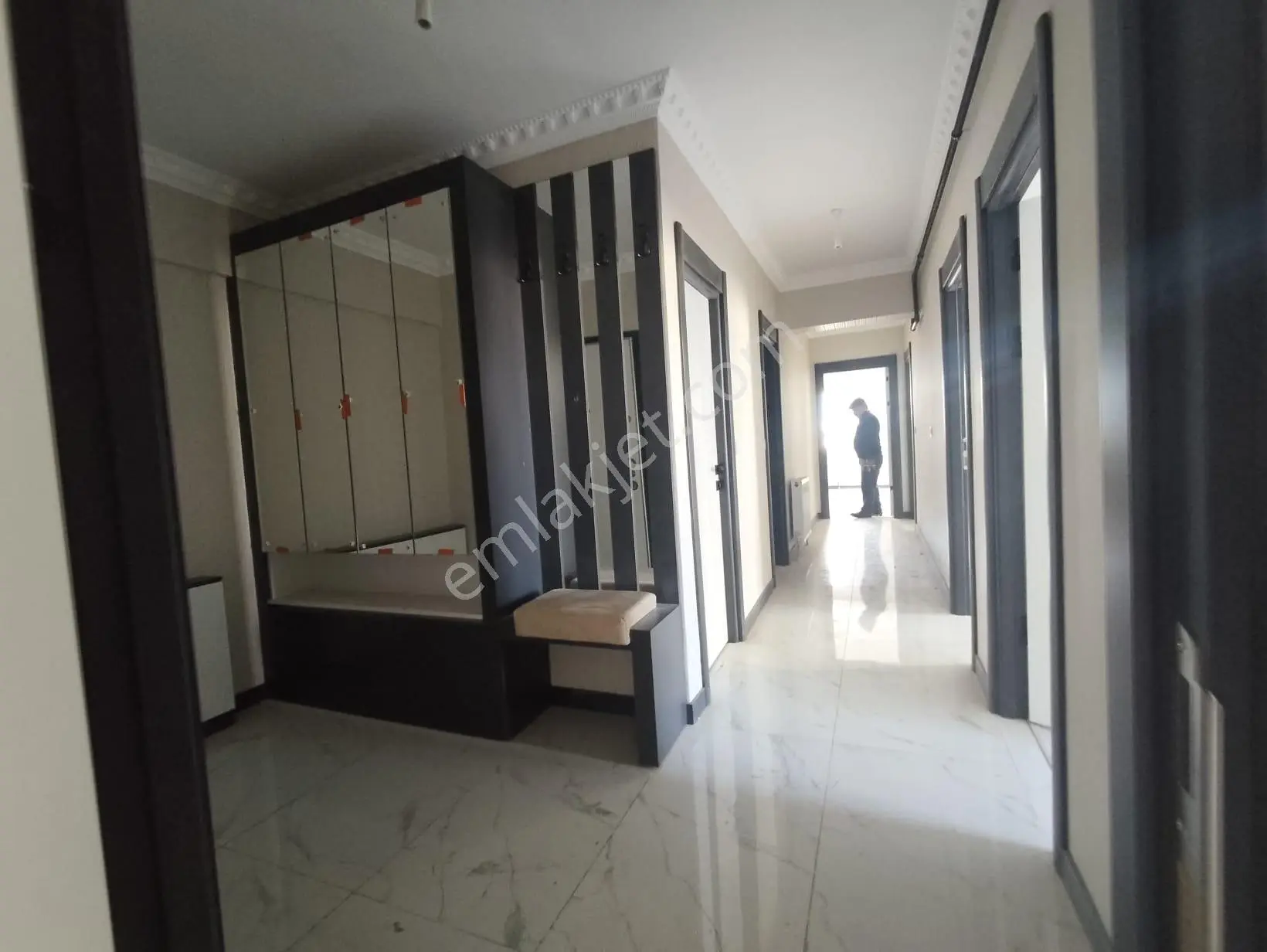 Yılmaz Gayrimenkulden Satılık Bulvar Üzeri 150 M2 3+1 Sıfır Daire - Görsel 33