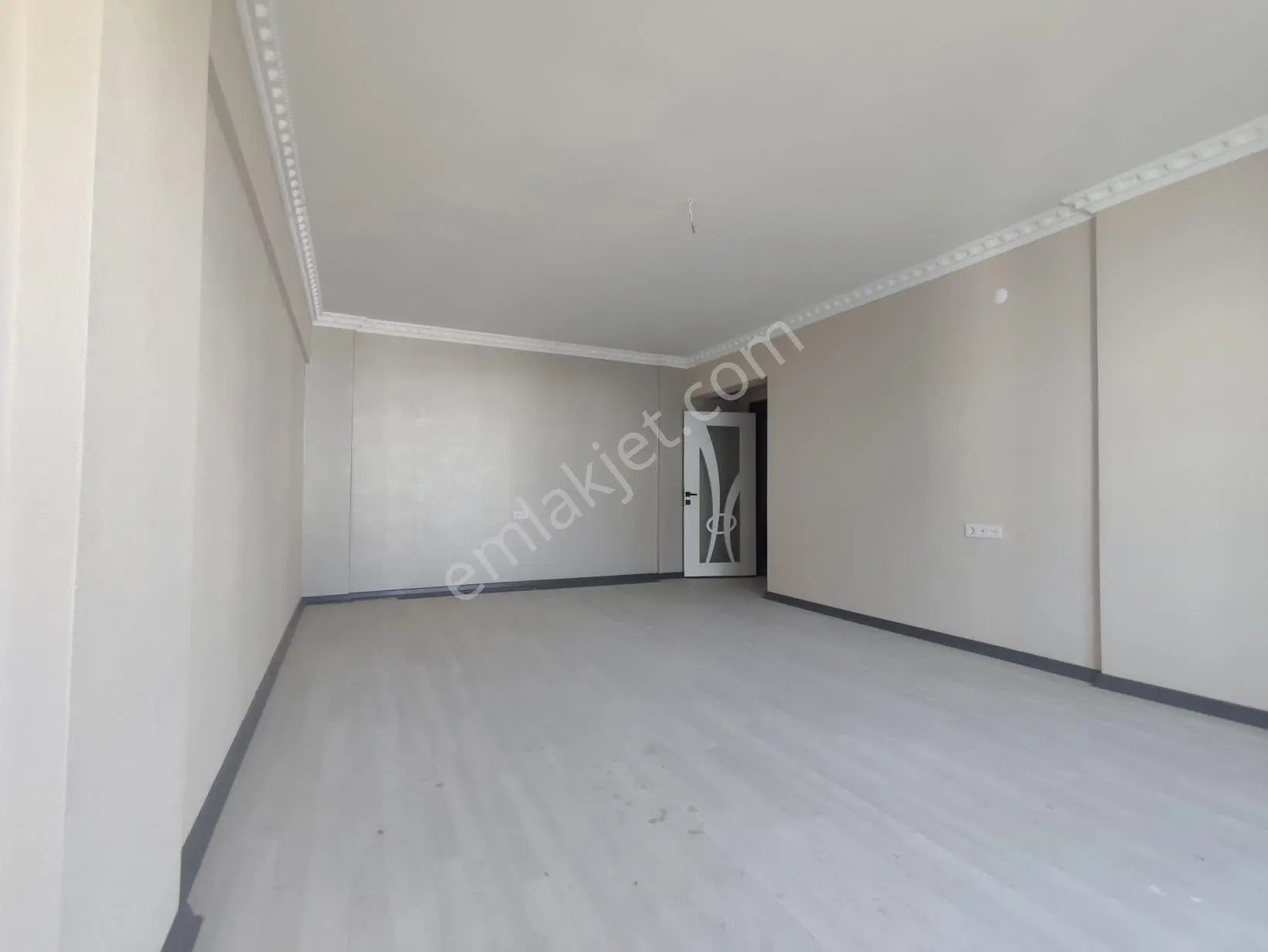 Yılmaz Gayrimenkulden Satılık Bulvar Üzeri 150 M2 3+1 Sıfır Daire - Görsel 8