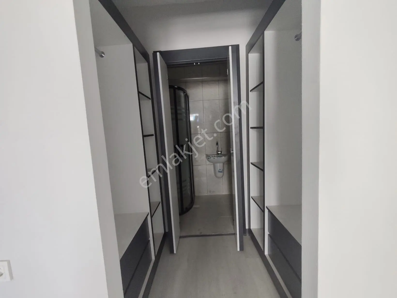 Yılmaz Gayrimenkulden Satılık Bulvar Üzeri 150 M2 3+1 Sıfır Daire - Görsel 20