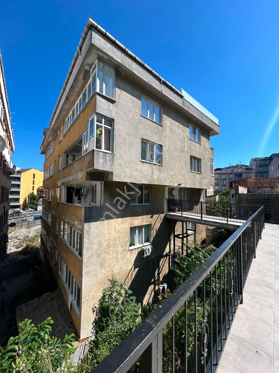 Pazariçi Mahallesi'nde Krediye Uygun Satılık 2+1 Daire - Görsel 18