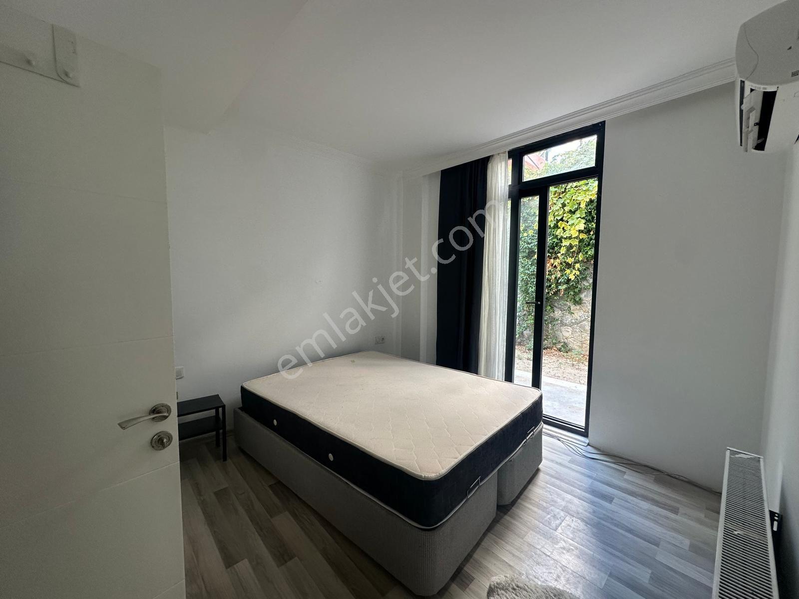 Geniş Bahçe Kullanımlı Deniz Manzaralı 3+1 Kiralık Daire - Görsel 4