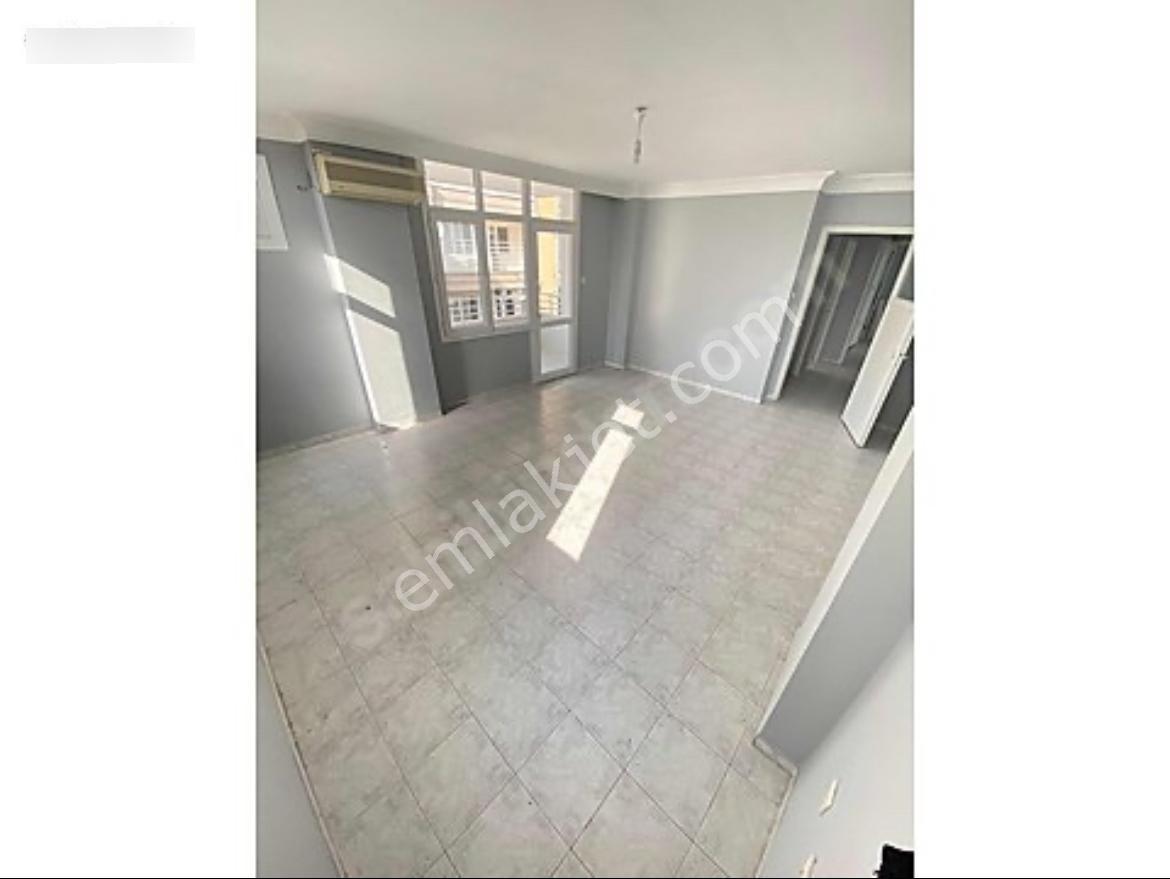 3+1güzelyalı İllerbankası 8-8katı 2banyo 200m2 Gd Cephe Kap.mutfak 21-25yaş Az Hasarlı. - Görsel 12