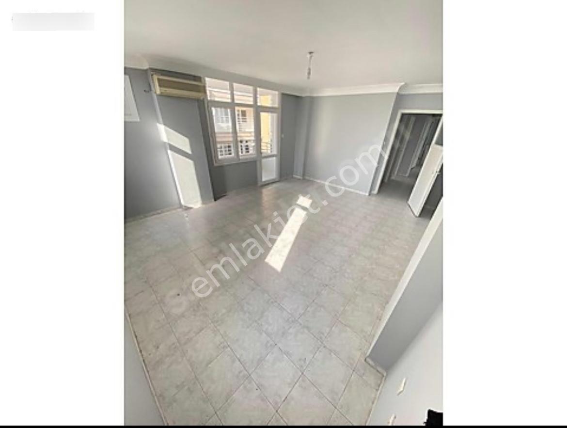 3+1güzelyalı İllerbankası 8-8katı 2banyo 200m2 Gd Cephe Kap.mutfak 21-25yaş Az Hasarlı. - Görsel 13