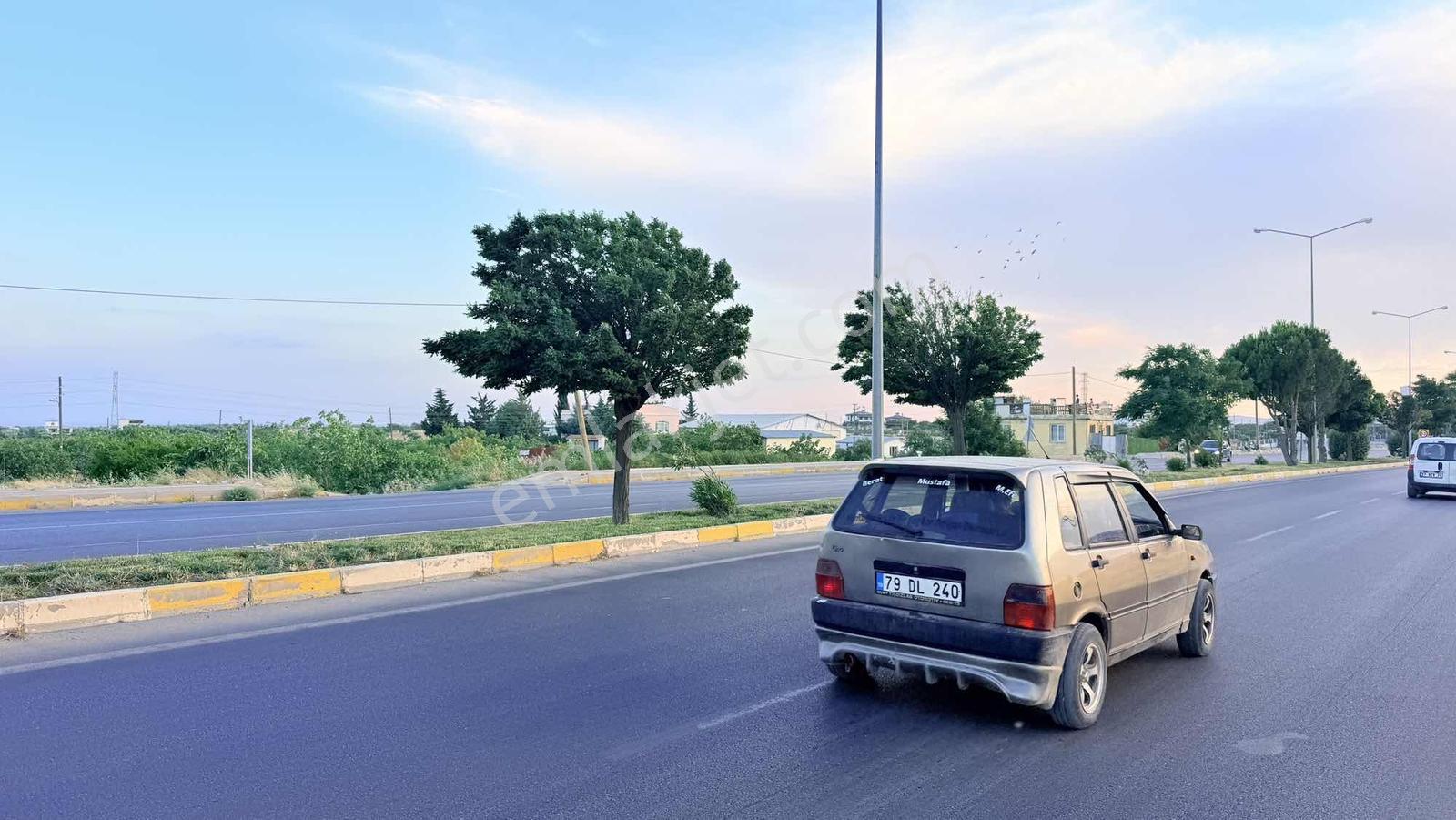 Hadi Gayrimenkulden Antepyolu Üzeri Ticari İmarlı Satılık Fıstık - Görsel 2