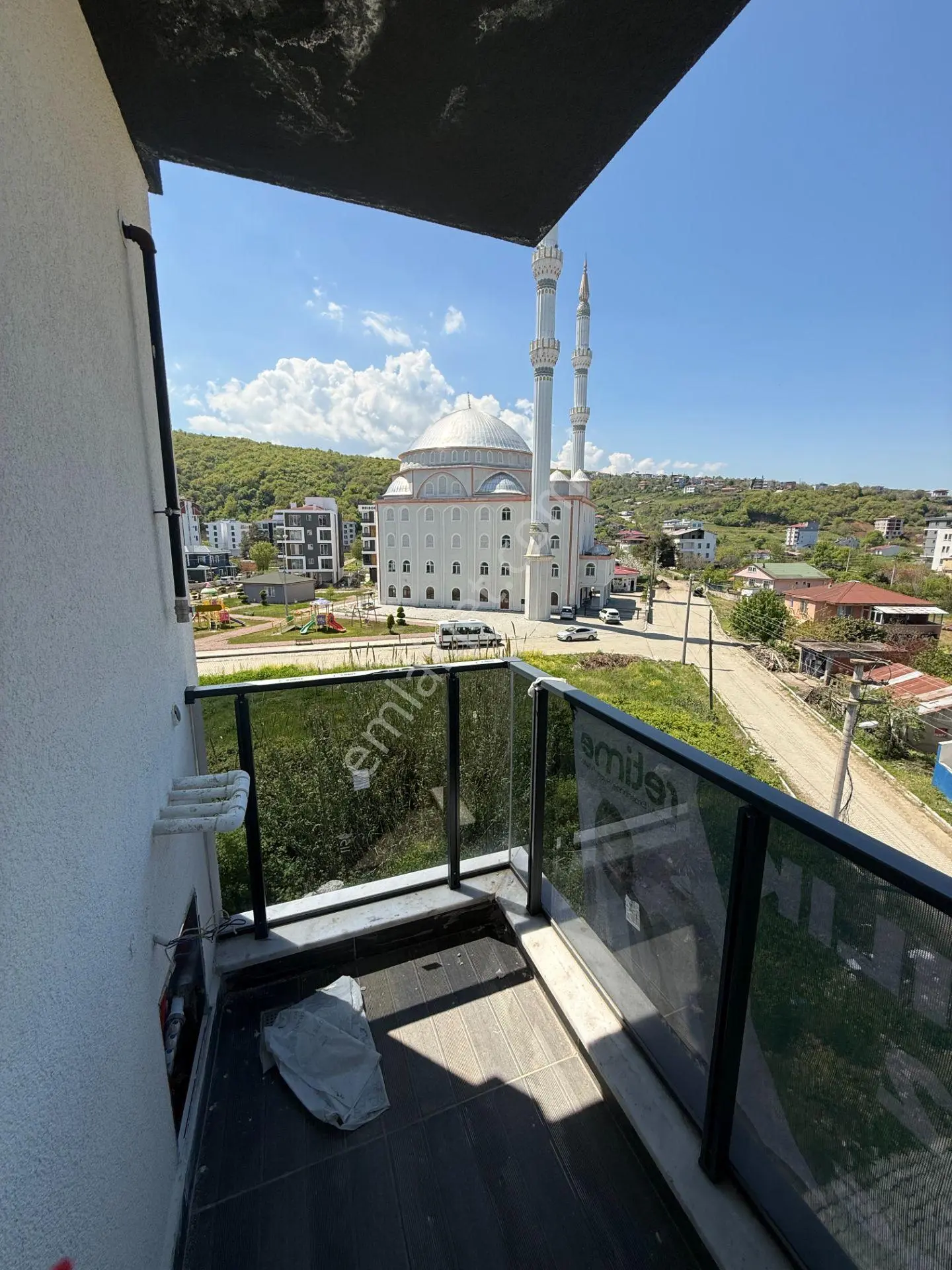 Retime / Çakırlar Yalı'da Mükemmel Konumda Kısmi Eşyalı 1+1 Satılık Daire - Görsel 3