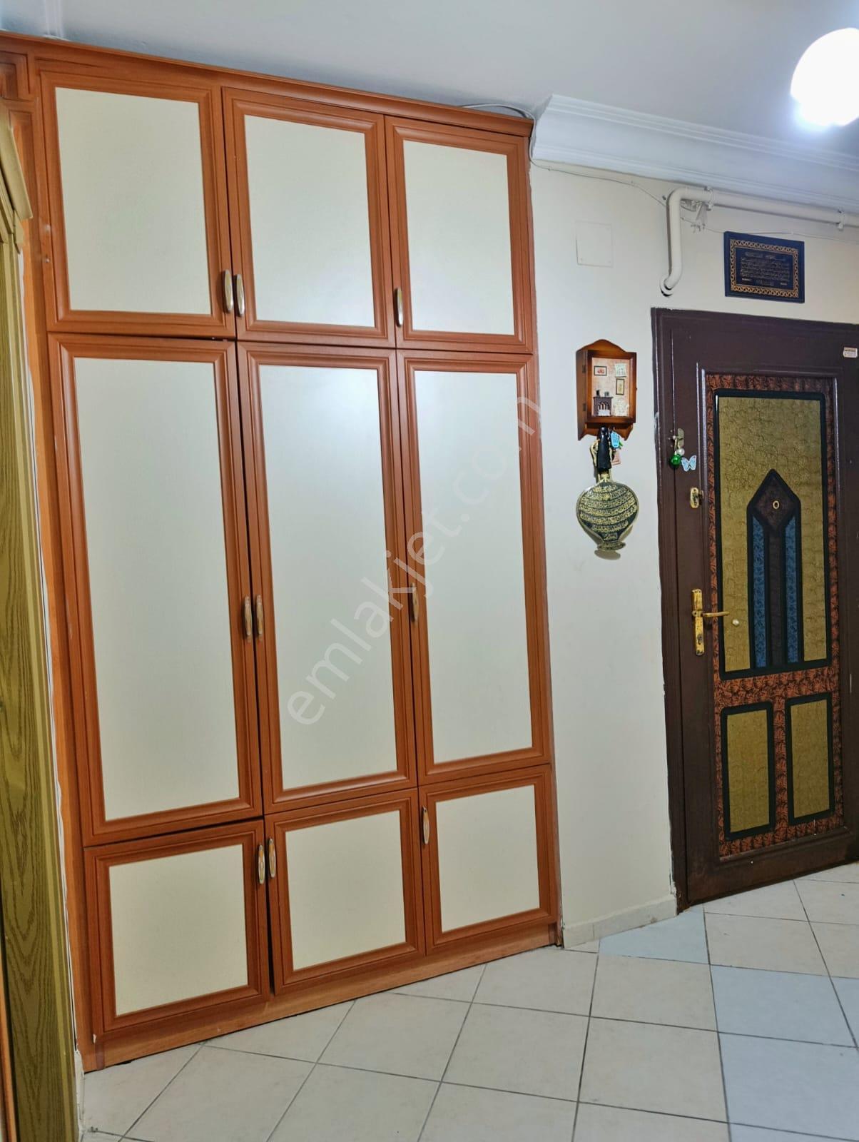 3+1yurt 9-4katı Dgaz 200m2 Site İçinde Kiler Kap.mutfak Cam Balkon D.şebeke Hasarsız Kgd Cephe, - Görsel 16