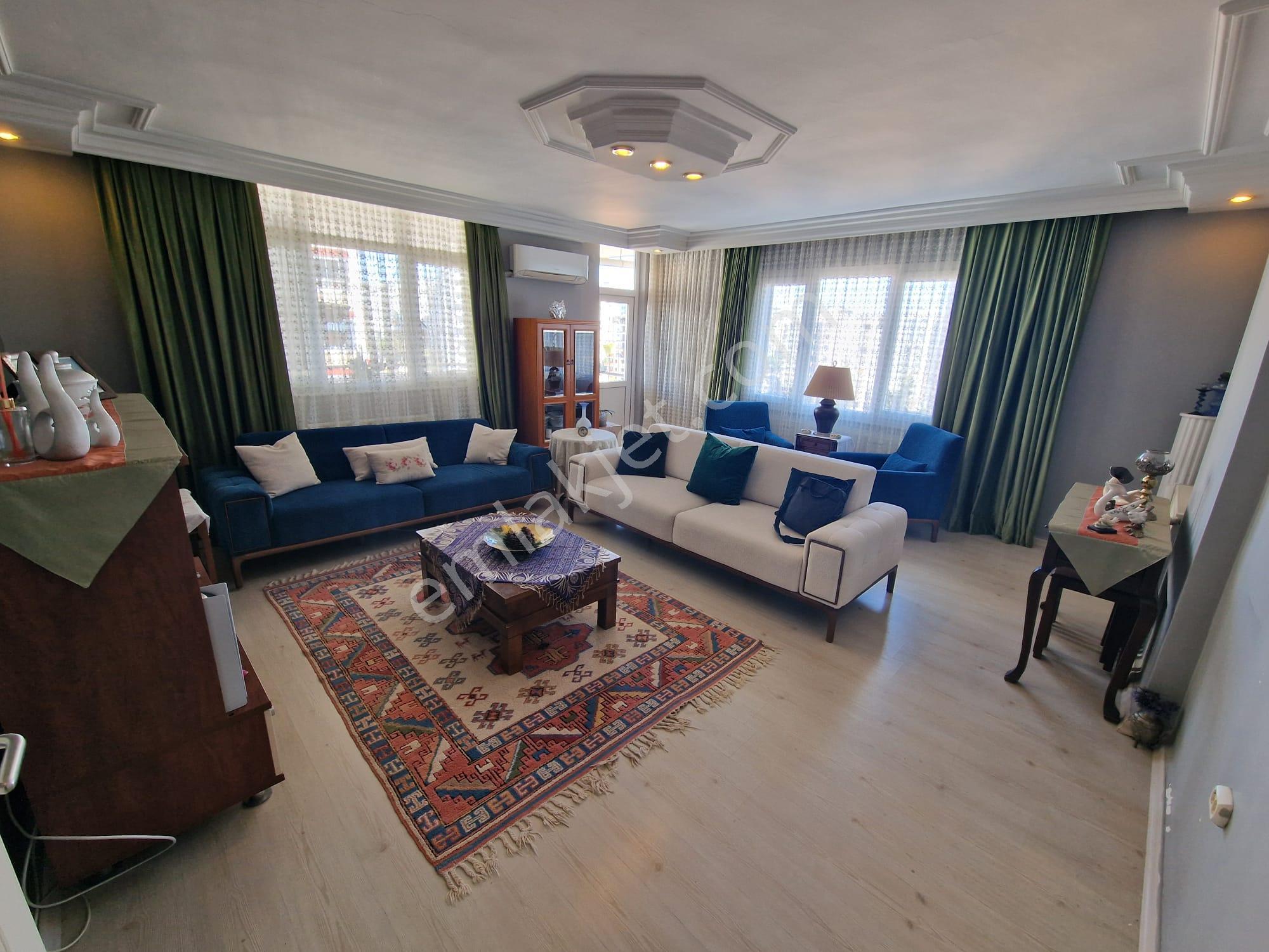 4+1güzelyalı Kap.mutfak 3banyo 3wc 240m2 Gdb Cephe 2balkon Site İçi Sosyete Pazarı Civ.az Hasarlı - Görsel 34