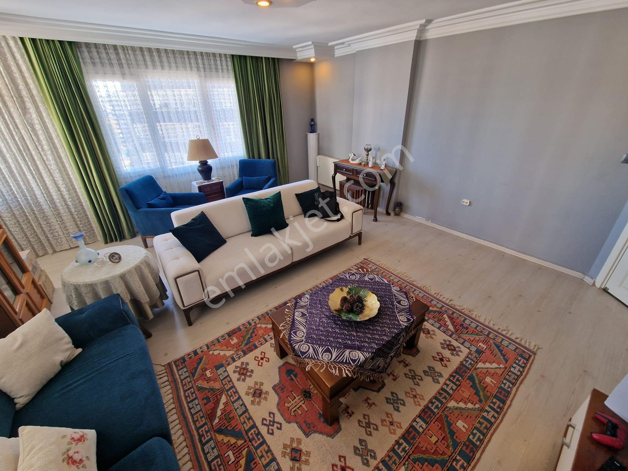 4+1güzelyalı Kap.mutfak 3banyo 3wc 240m2 Gdb Cephe 2balkon Site İçi Sosyete Pazarı Civ.az Hasarlı - Görsel 29