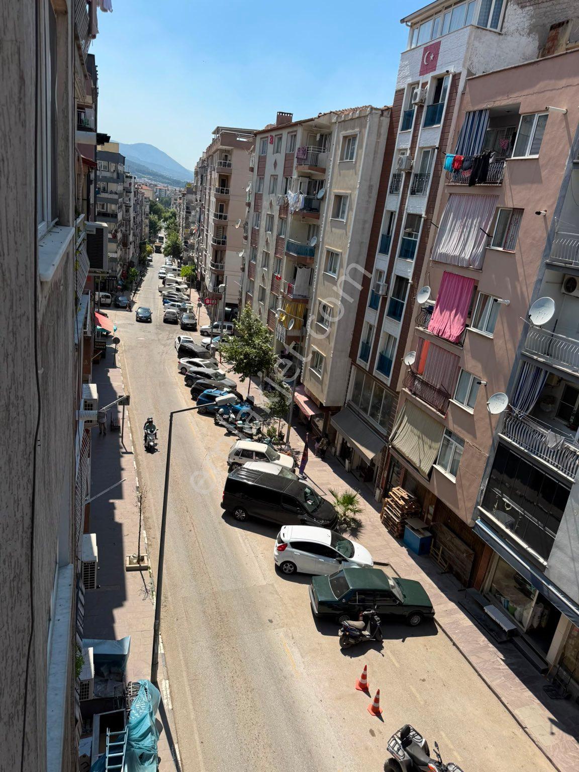 Akın Emlak’tan 3+1 110m2 Full Lüx Tadilatlı Ara Kat Daire - Görsel 24