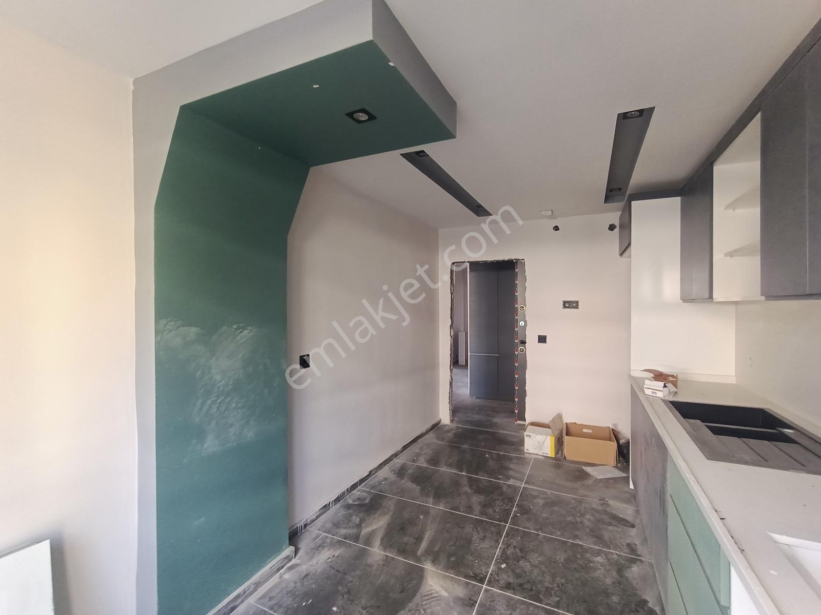 Evbul'dan Petrol City Yanında Oturulmaya Hazır 3+1 Ara Kat Daire - Görsel 12