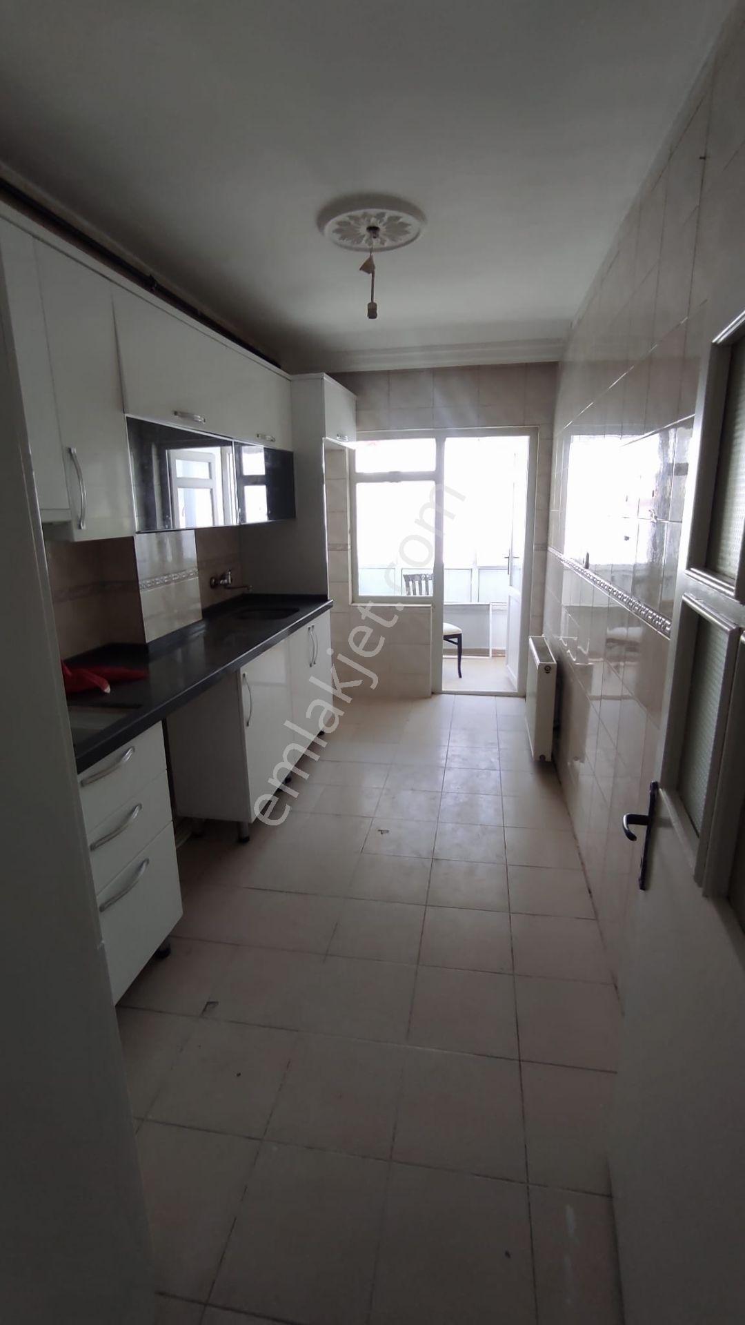 Kiralık*daire*kuşcağız Merkez De*cadde Üzeri*orta Kat *3+1*yapılı* - Görsel 2