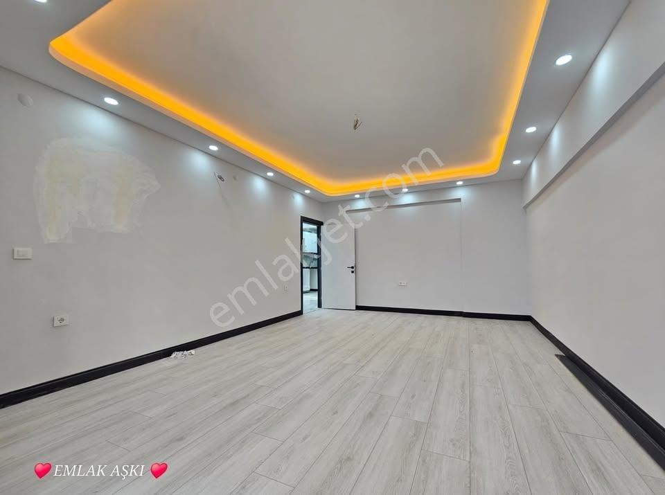 Sarraf Yapı'dan Metrobüse Yakın Ufuk Cadesinde 2+1 Daire!!!! - Görsel 15