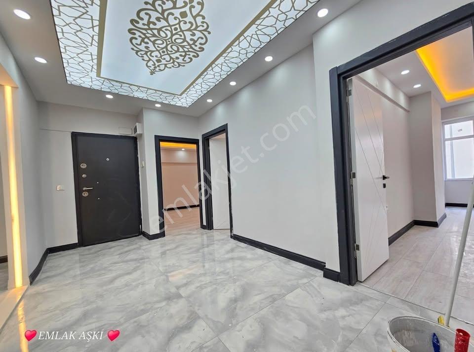 Sarraf Yapı'dan Metrobüse Yakın Ufuk Cadesinde 2+1 Daire!!!! - Görsel 16