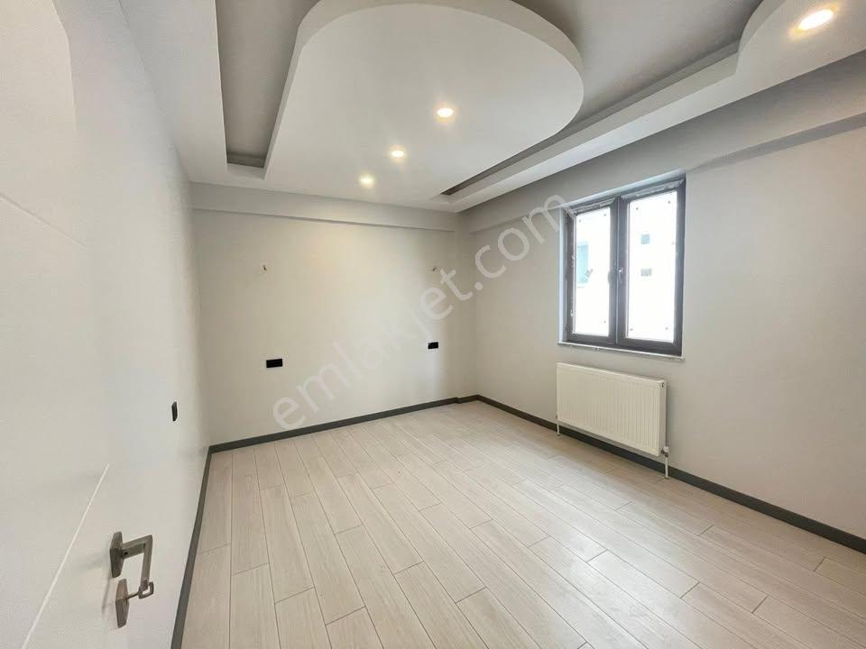 Sarraf Yapı'dan 2+1 Geniş Dekorlu Metrobüse 5 Dk Daire!!!!! - Görsel 16
