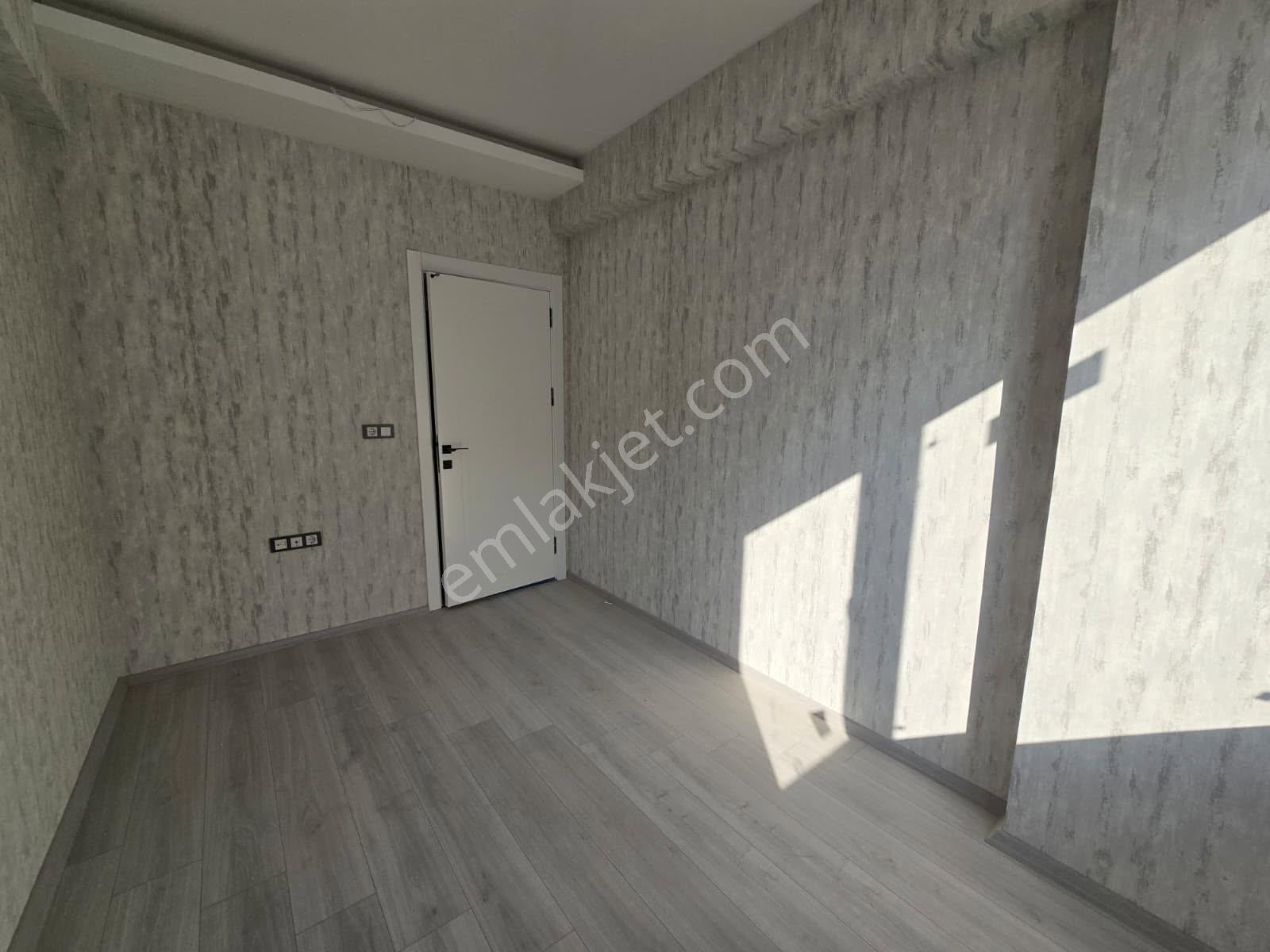 Beylikdüzü Sarraf'tan Metrobüse 10 Dk 2+1 Geniş Daire - Görsel 9
