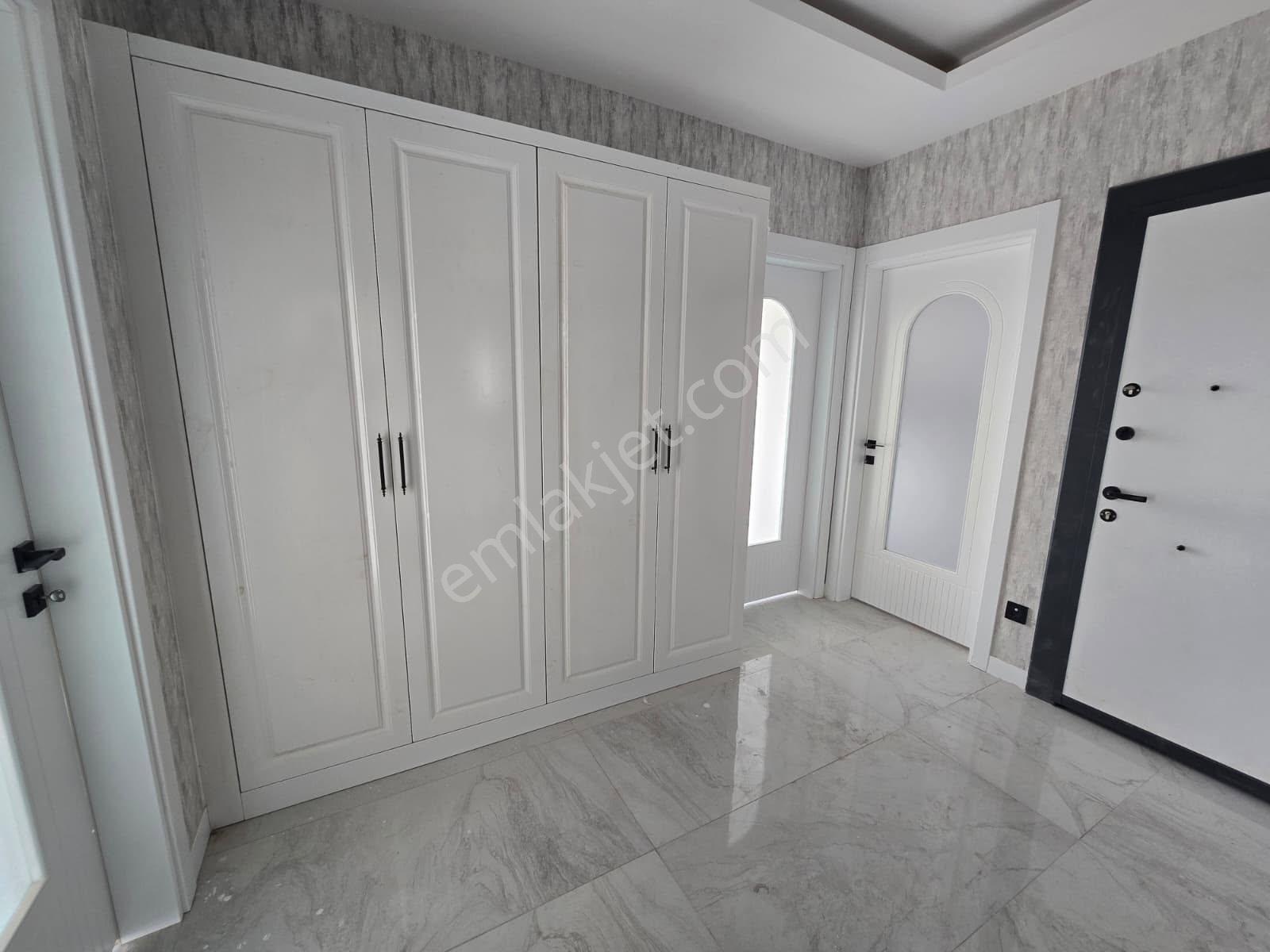 Beylikdüzü Sarraf'tan Metrobüse 10 Dk 2+1 Geniş Daire - Görsel 8