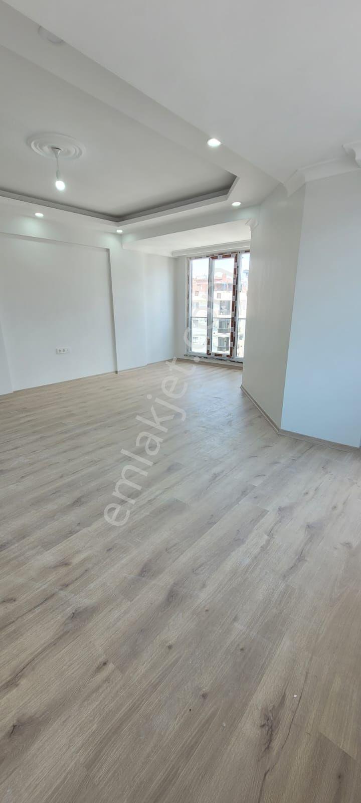 Ş.evler Merkezde Metrobüse 5dk.yeni Binada Sıfır 2+1 80m2 Ultralüx Satılık Fırsat Daire - Görsel 4