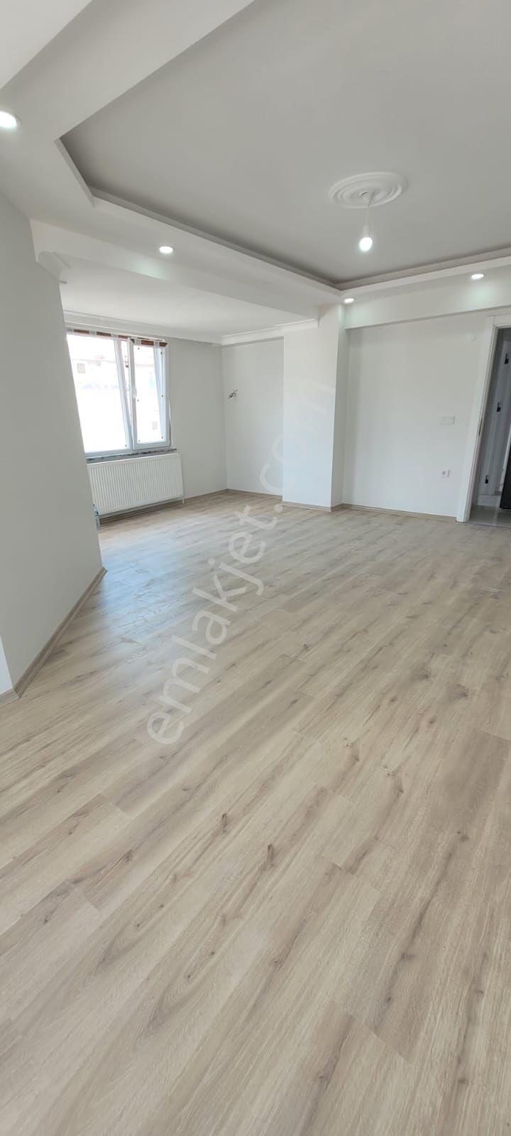Ş.evler Merkezde Metrobüse 5dk.yeni Binada Sıfır 2+1 80m2 Ultralüx Satılık Fırsat Daire - Görsel 2