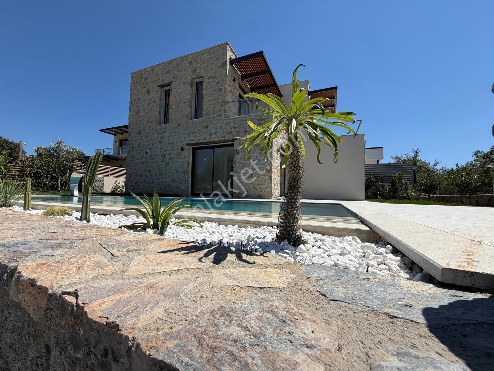 Bodrum İslamhanelerinde Doğa Manzaralı Satılık 3+1 Havuzlu Villa - Görsel 14