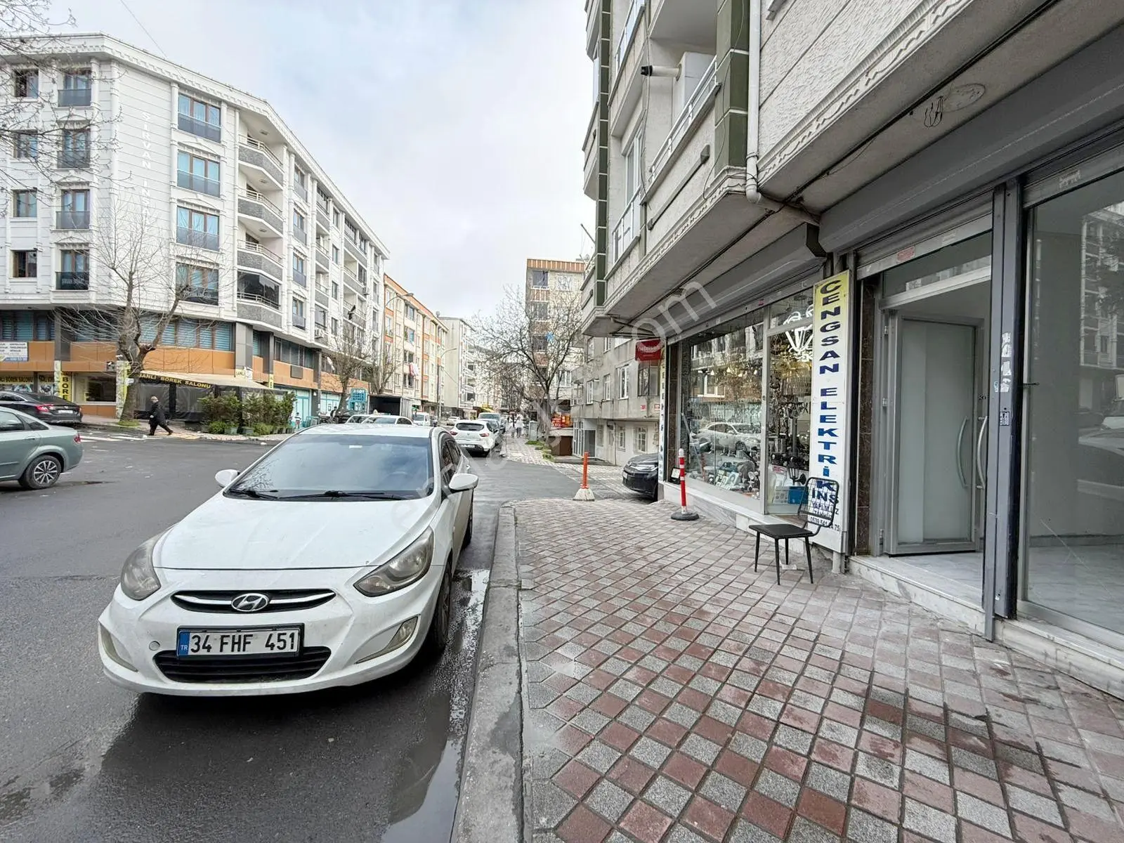 Bağlarçeşme Mahallesi Cadde Üzeri 130m2 Depolu Kiralık Dükkan ! - Görsel 7