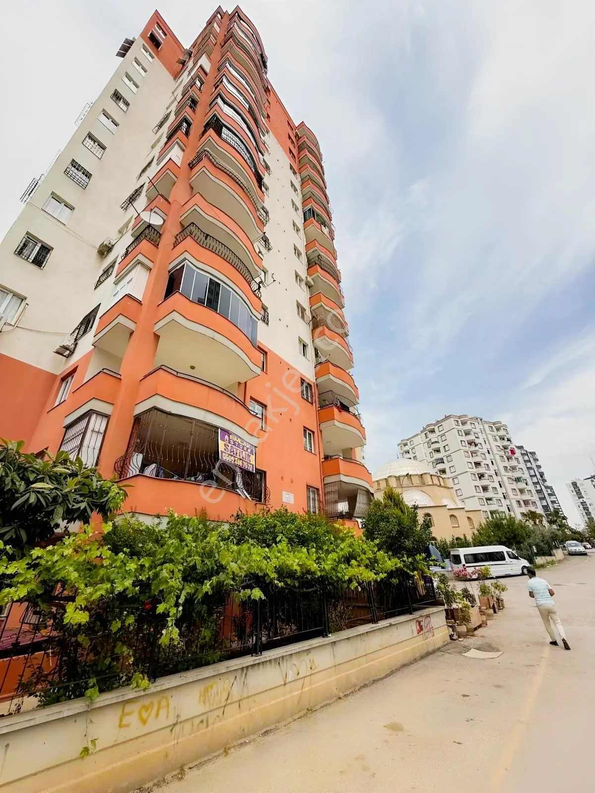 Adana Koop'ta Genış Oturumlu 3 + 1 Masrafsız Daıre