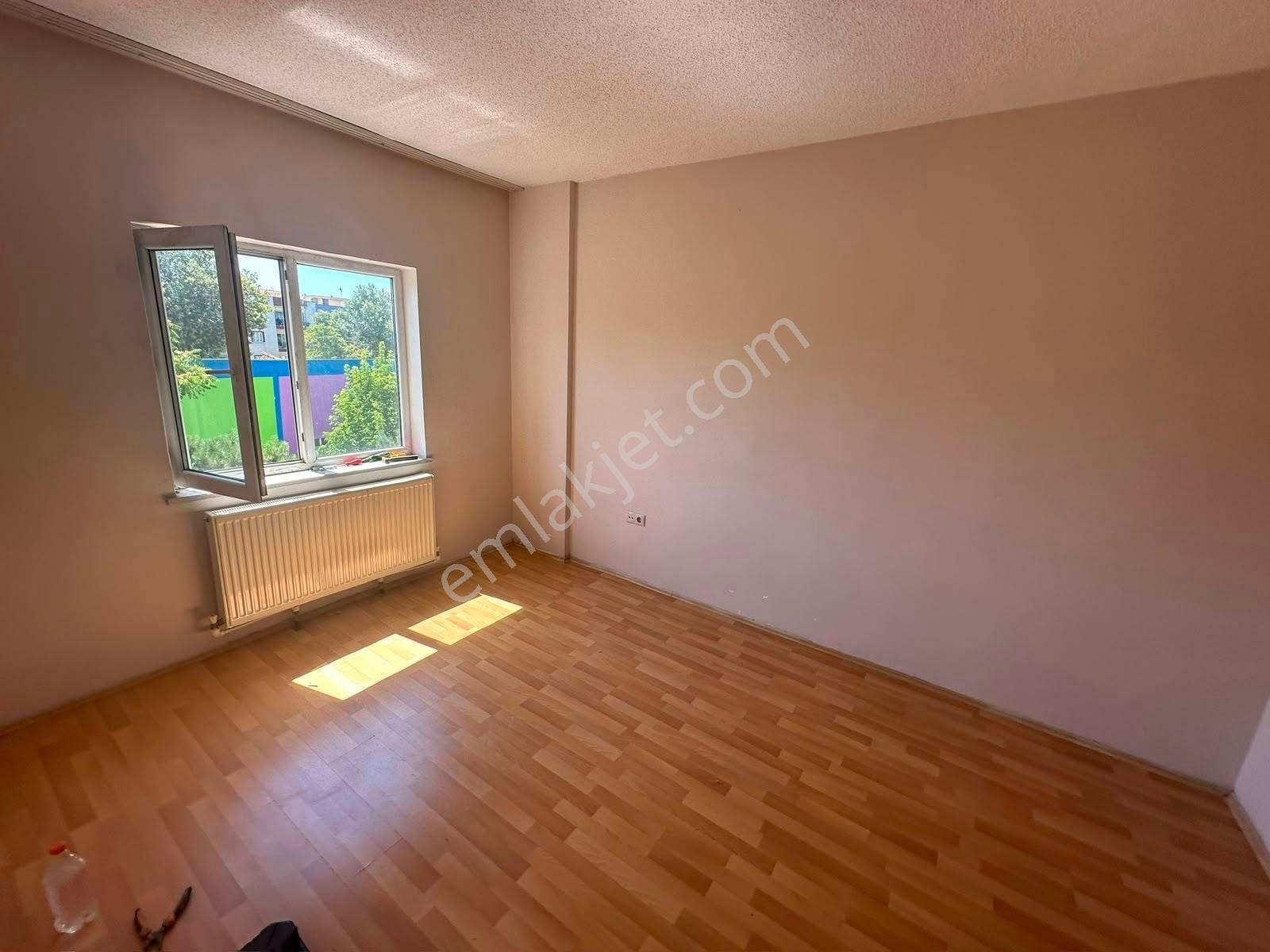 Turgutlu Kiralık Şehitler Mah 125m2 3+1 Oda 2. Kat Asansörlü Doğalgazlı Balkonlu Daire - Görsel 5