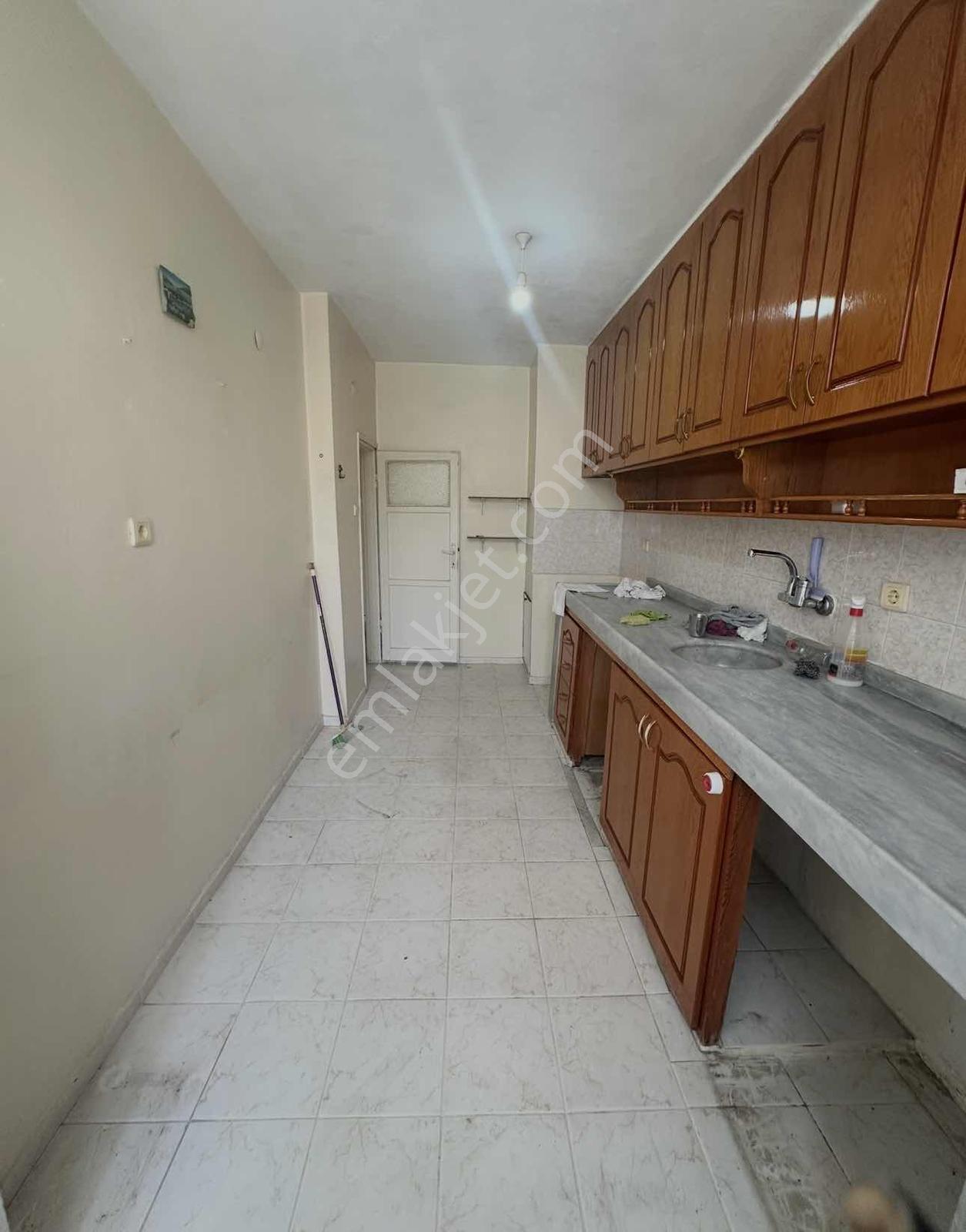 Yeşiloba Sabancı Sitesinde 2+1 Kapalı Mutfak Satılık Daire - Görsel 7