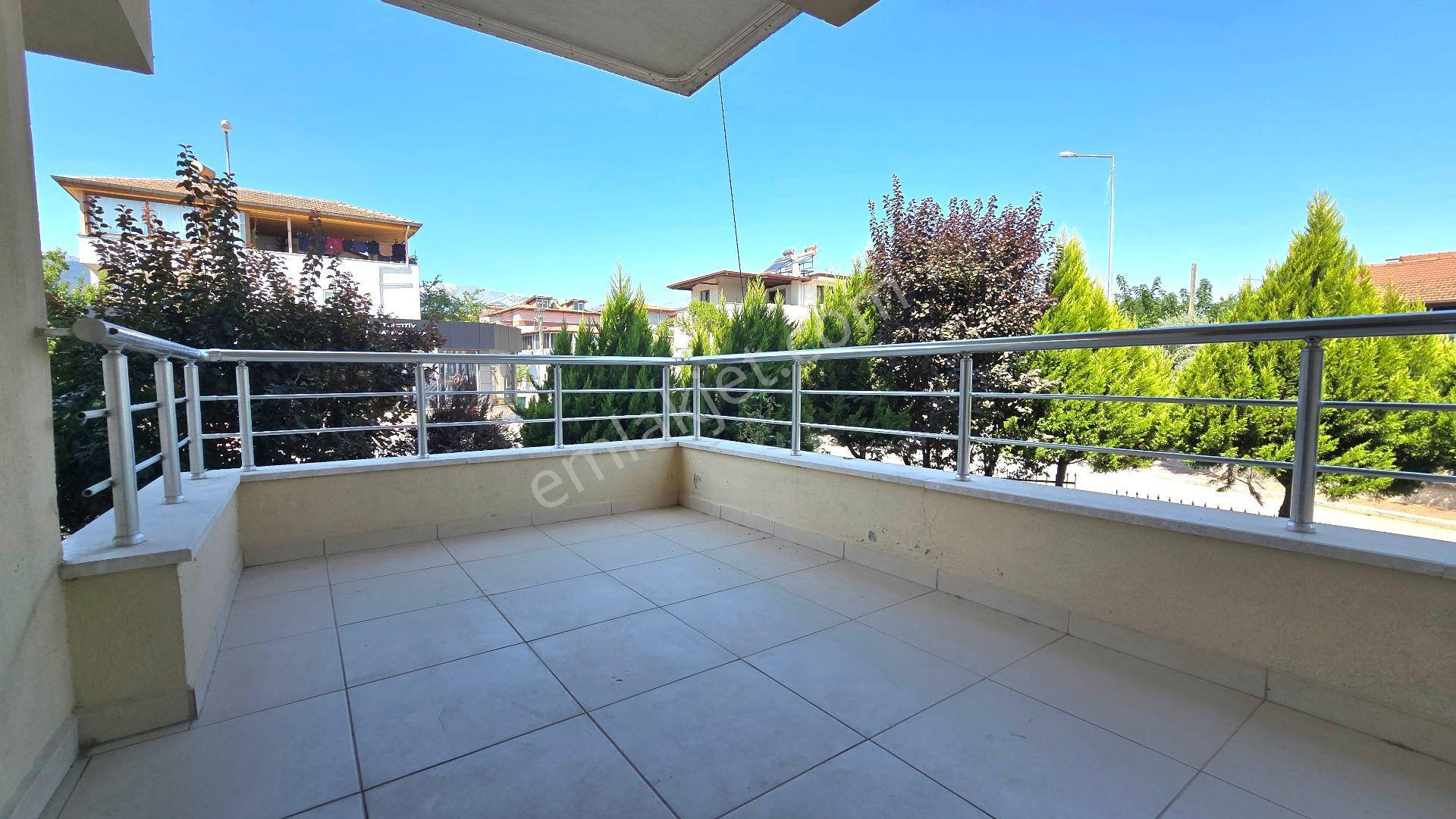 Merkezefendi Mahallesi'nde Kiralık 2+1 Daire - Görsel 11