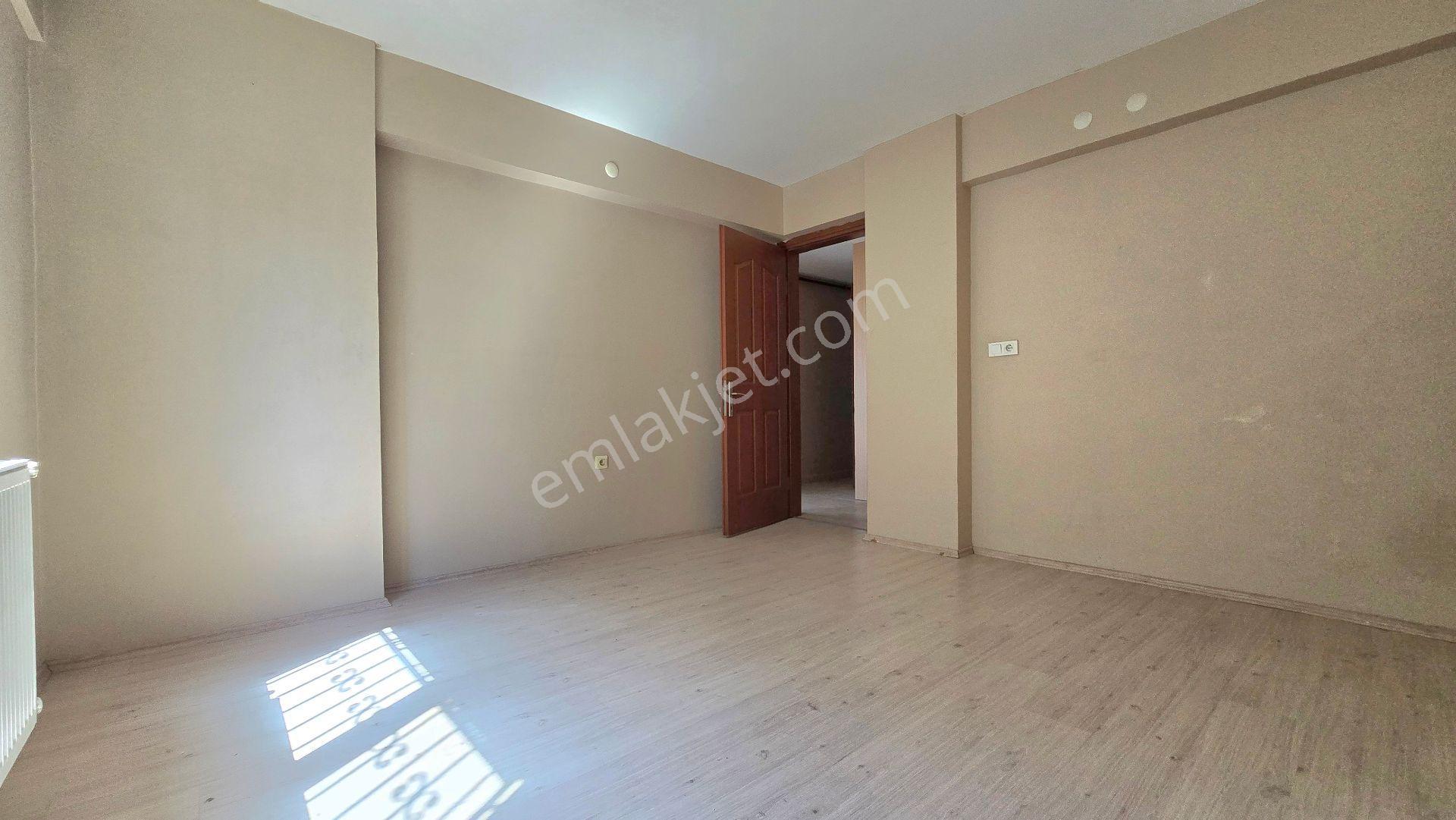 Merkezefendi Mahallesi'nde Kiralık 2+1 Daire - Görsel 23