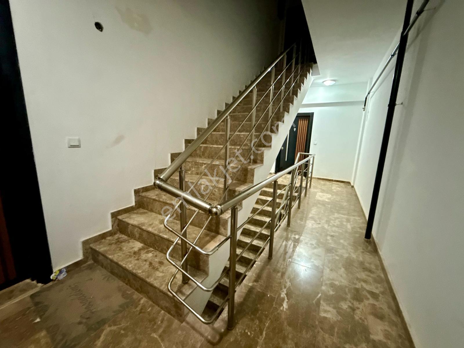 Şehir Hastanesi Yanı Havuzlu Site İçerisinde 2+1 Ayrı Mutfak - Görsel 35
