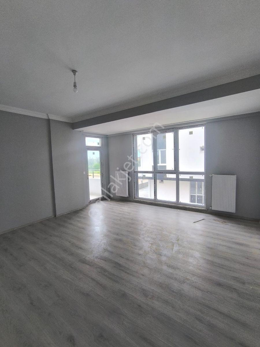 Çarşamba Site İçi Satılık 3+1 Lüks Daire - Görsel 24