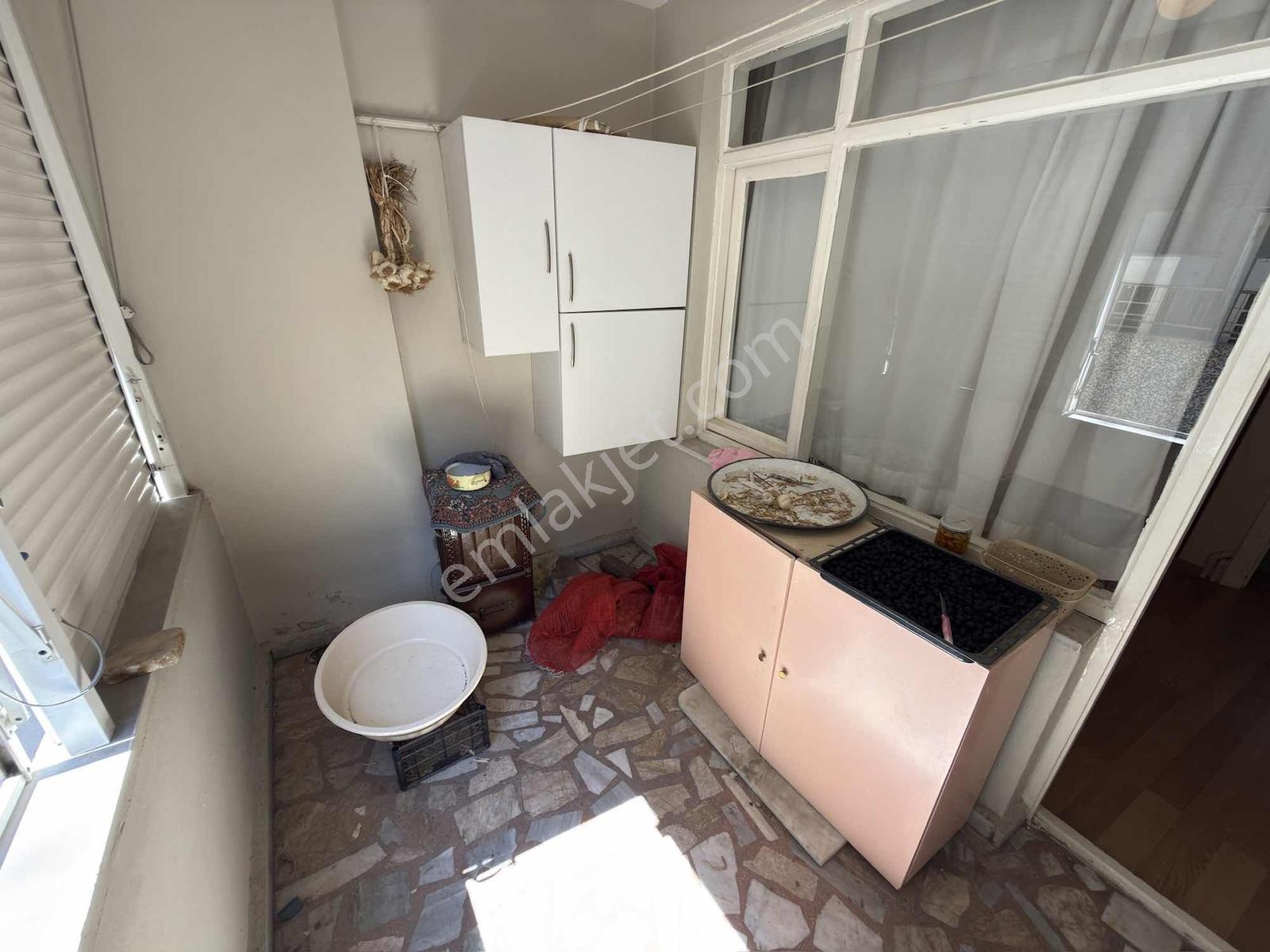 Merkezi Konumda Geniş 5+1 | 2 Balkon | Masrafsız Kiralık Daire - Görsel 14