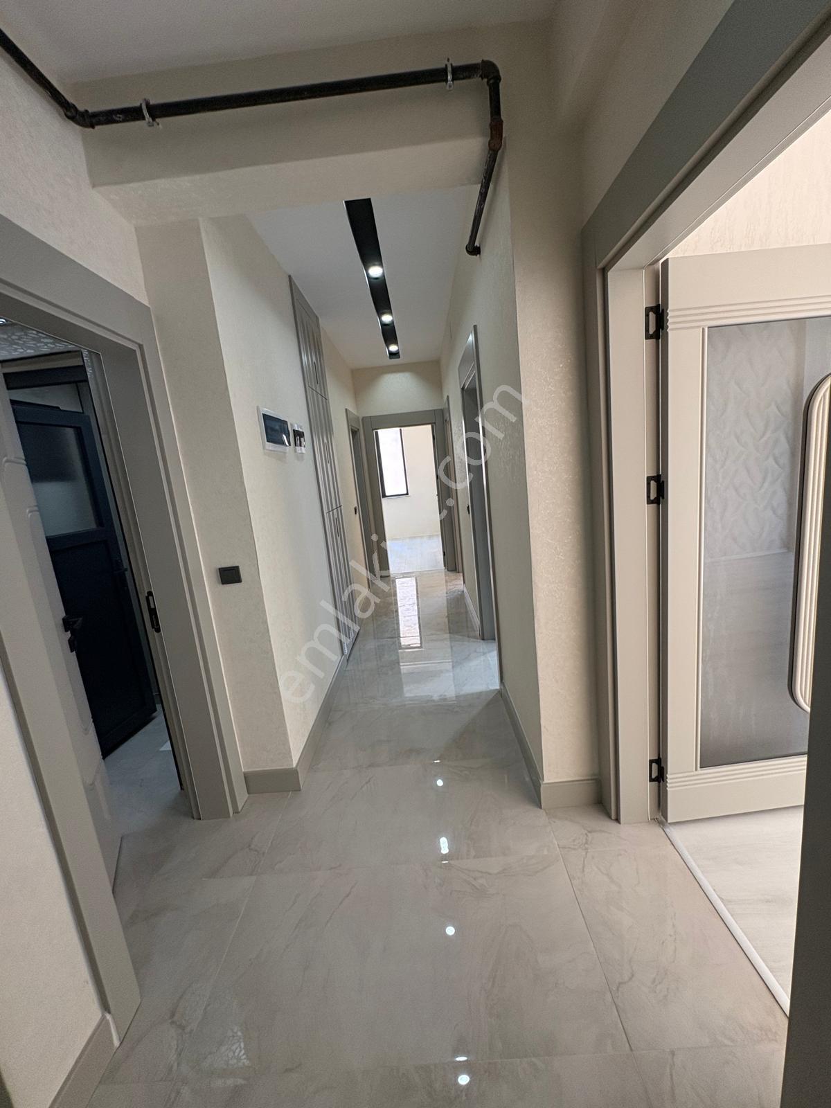 Beykent'te Merkezi Konum'da Satılık 2,5+1 Ultra Lüks Daire - Görsel 19