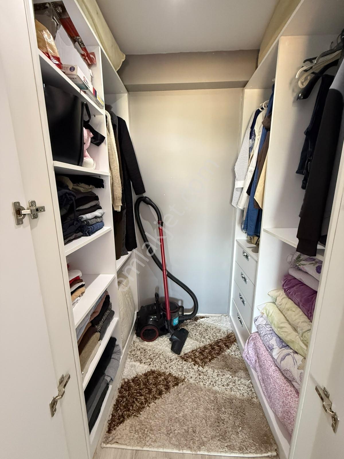 Sevgi Mahallesinde Site İçersinde Otaparklı 3+1 Satılık Daire - Görsel 9