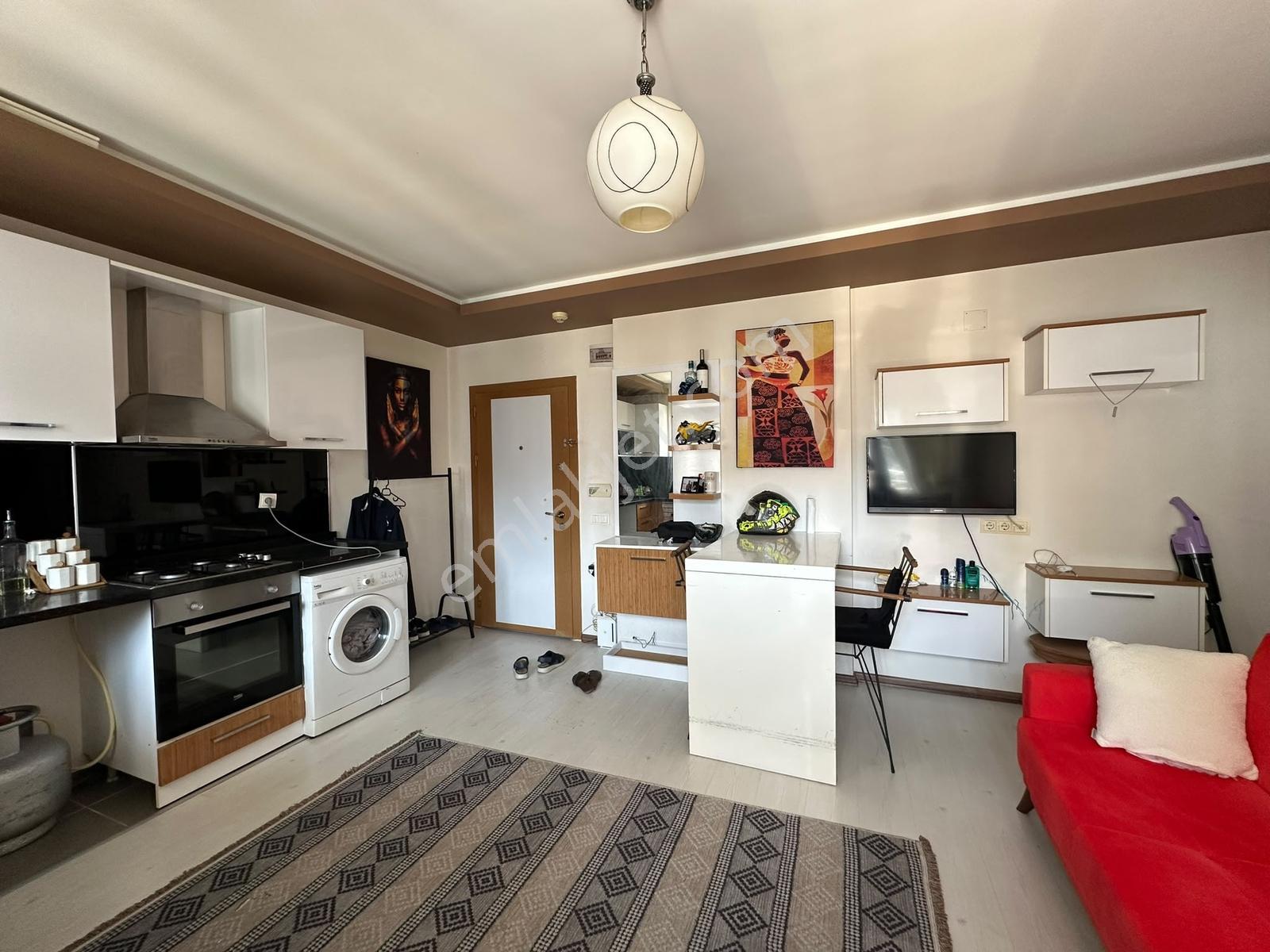 Tüzün'den Çiftlik Mahallesin'de Eşyalı 1+1 Satılık Daire - Görsel 21