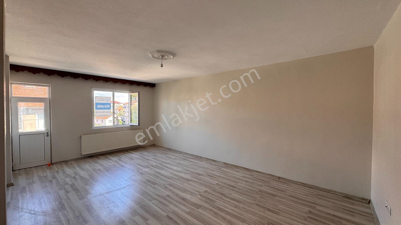 Gölcük Şehitler Mah. Kiralık Arakat Daire 3+1 - Görsel 22