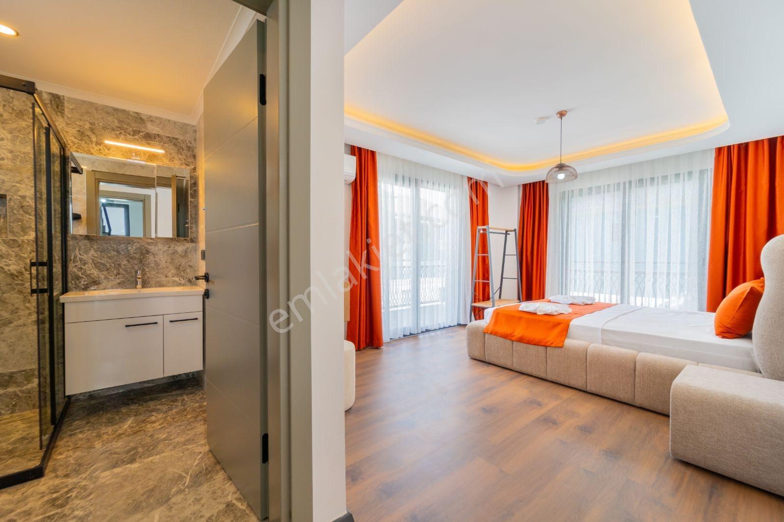 Fethiye Gunlukbasinda Satılık 3+1 Full Eşyali Site Icınde Villa - Görsel 18
